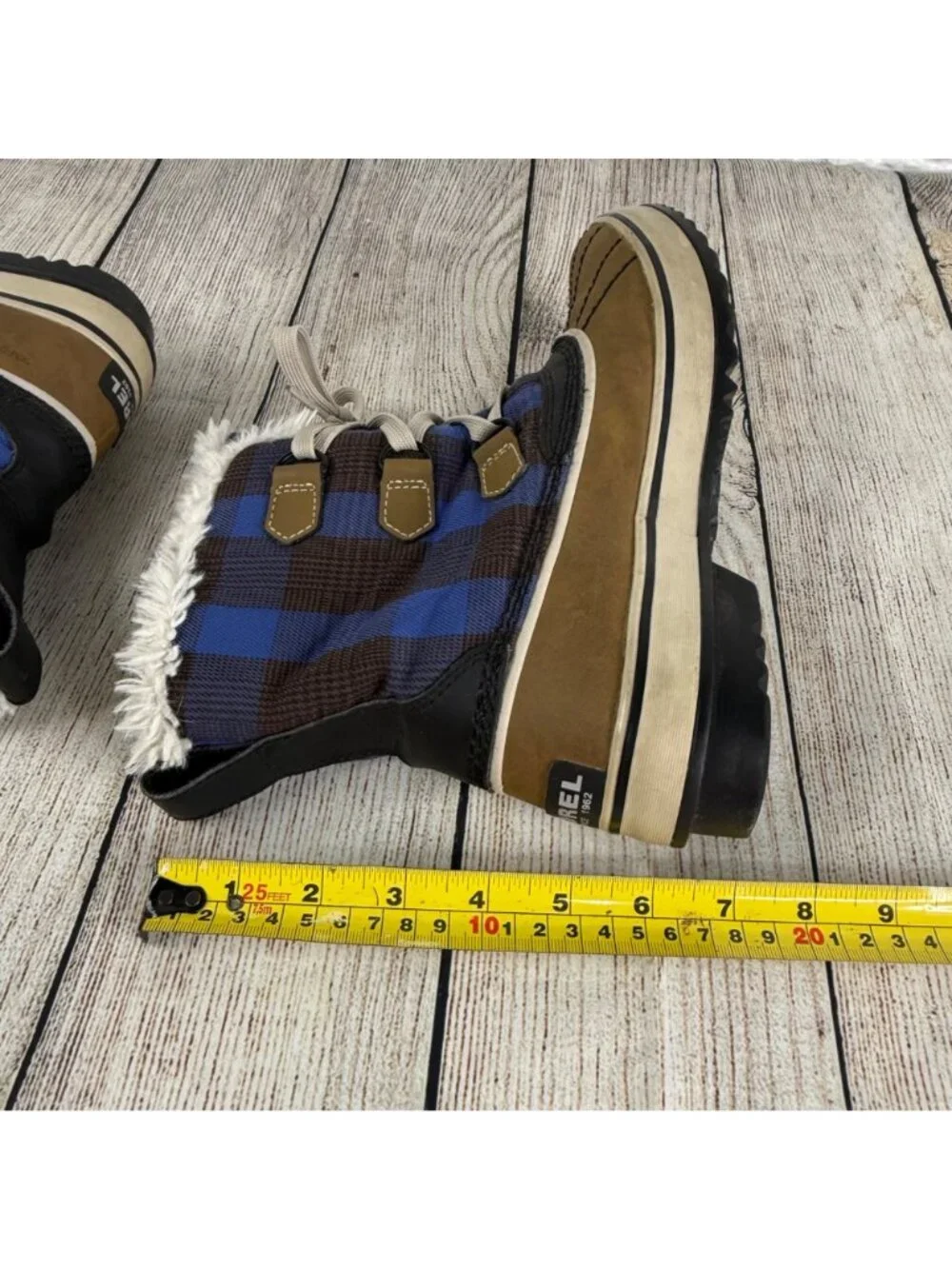 Sorel Tivoli Plaid Snow Boots Blue Black Checkered Pattern Waterproof Size 7.5